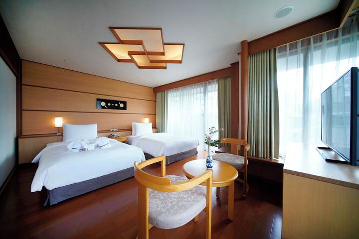 Room 21 of 64