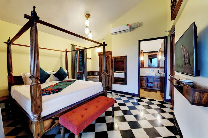 Room 10 of 73