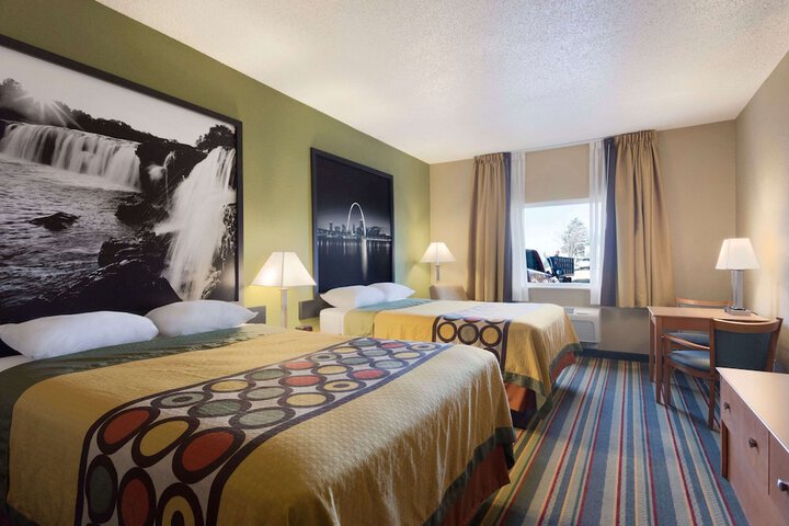 2 Queen Bed Second Floor (2 of 4)