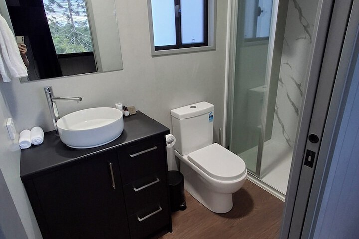 Room 9 of 22
