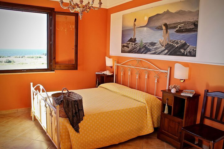 Room 10 of 56