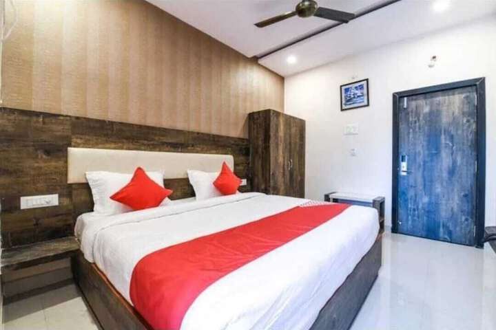 Room 4 of 21