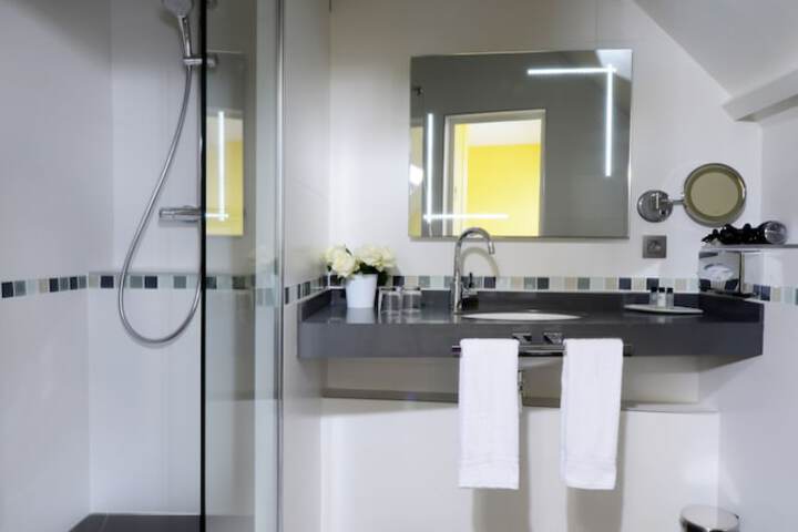 Bath Interior