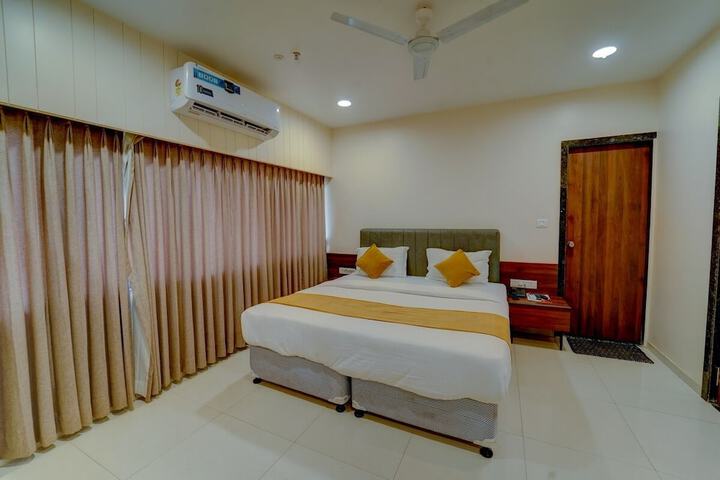 Room 5 of 21