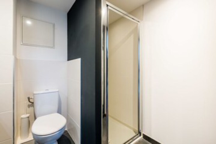Room 2 of 36