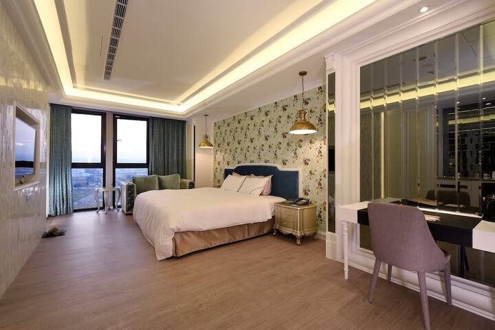 Room 22 of 113