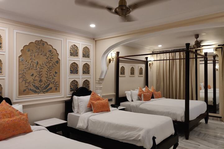 Room 20 of 59