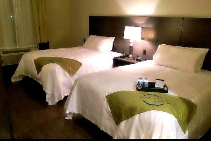 Room 9 of 25
