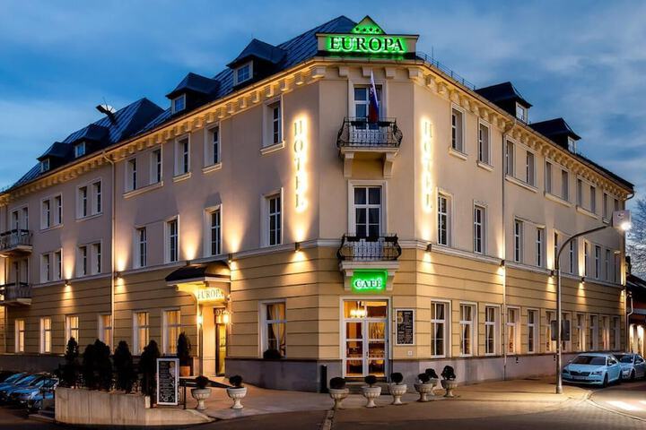 Hotel 53 of 56