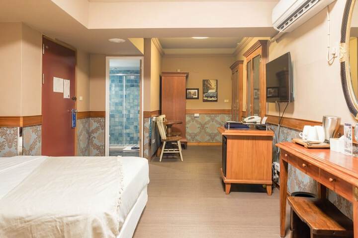 Room 45 of 115