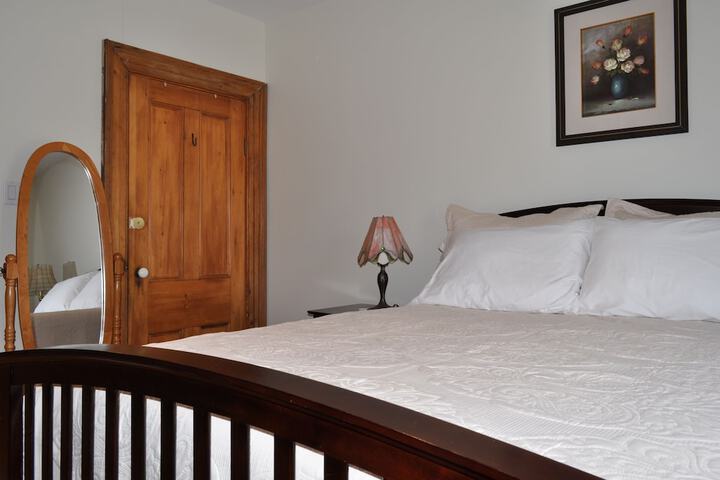 Room 17 of 118