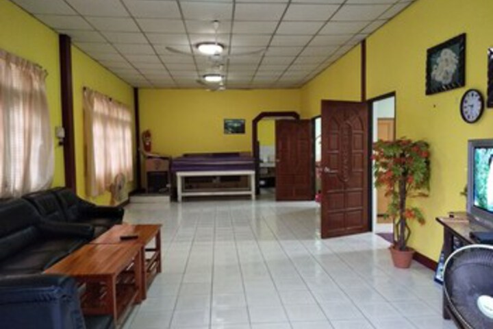 Room 17 of 50