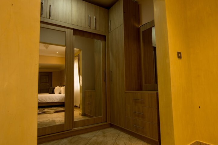 Room 68 of 130