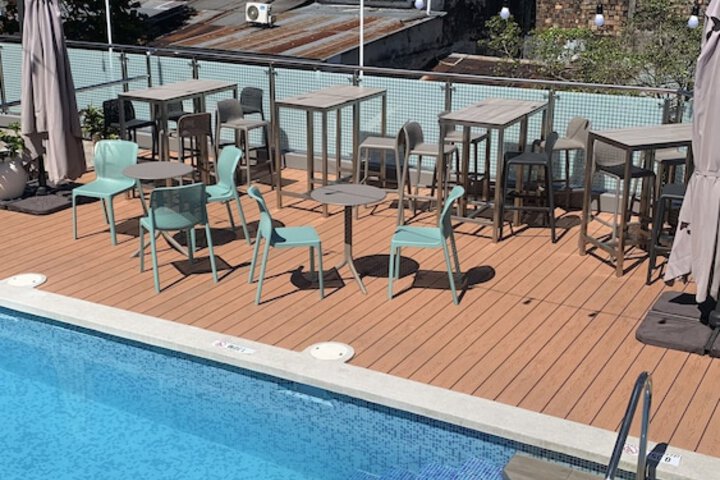 Pool 52 of 79
