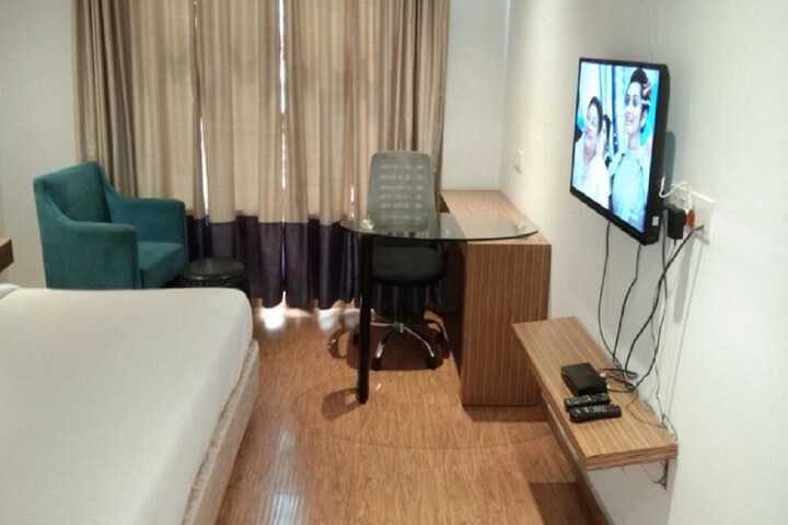 Room 26 of 72