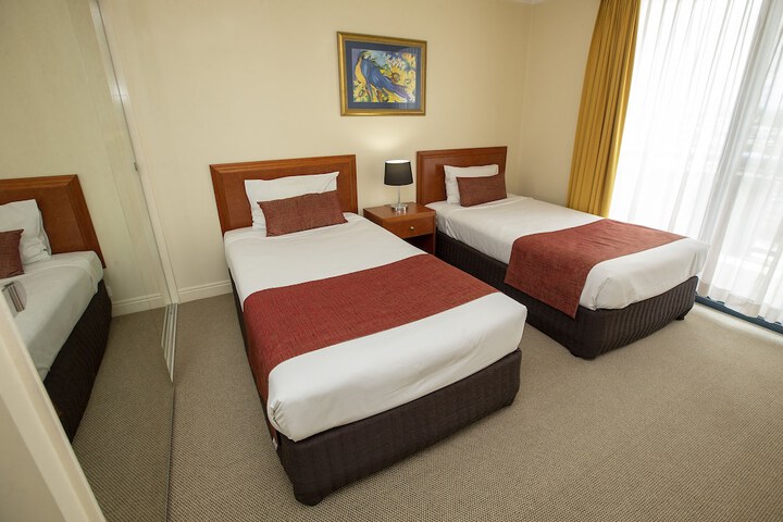 Room 13 of 65