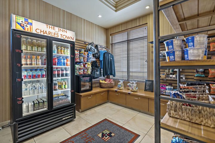 Gift Shop 20 of 44
