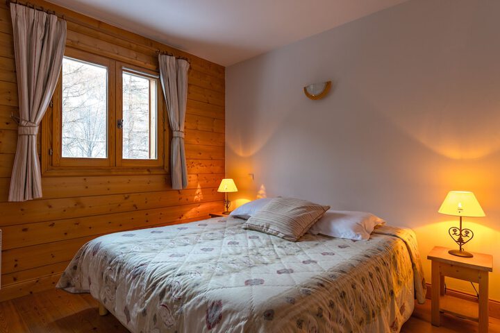 Room 3 of 18