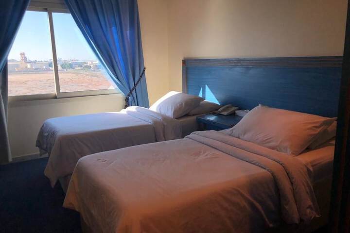 Room 2 of 31