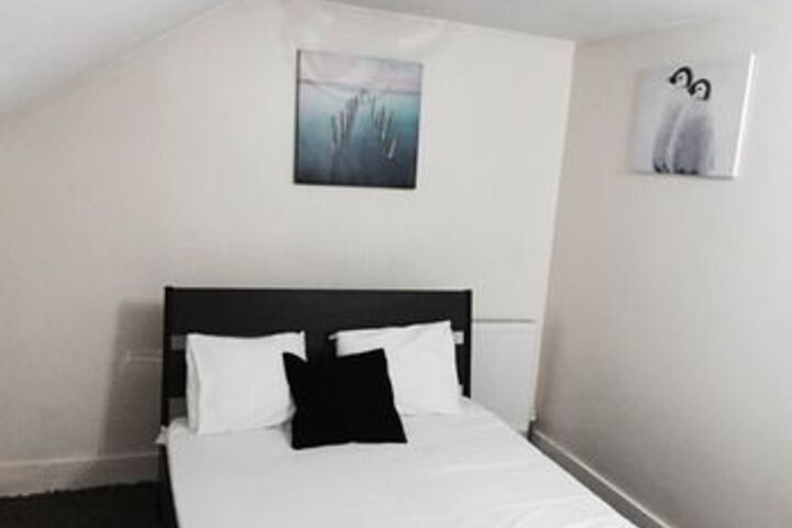 Room 26 of 47