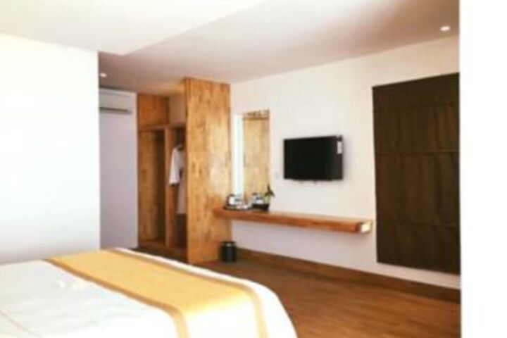 Room 19 of 43