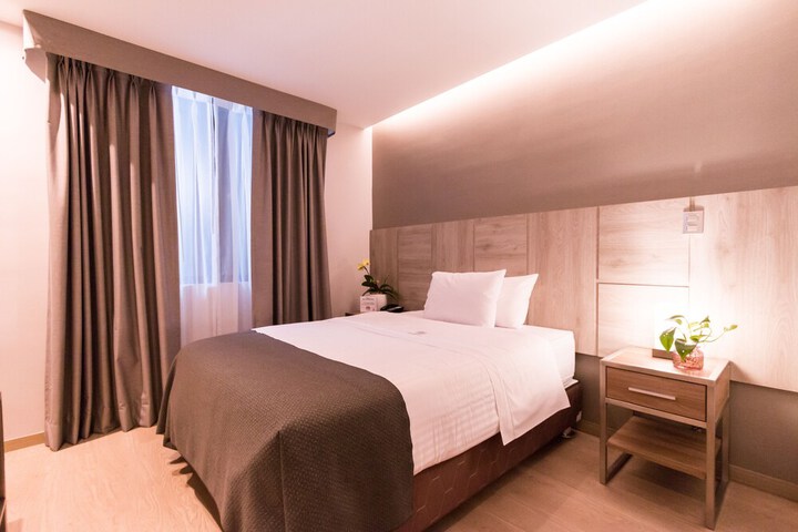 Room 5 of 41