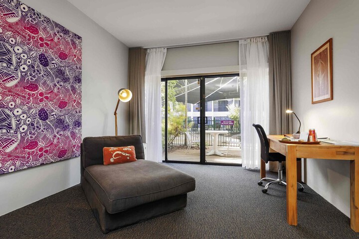 Room 18 of 84