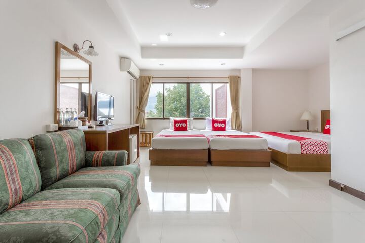 Room 14 of 40