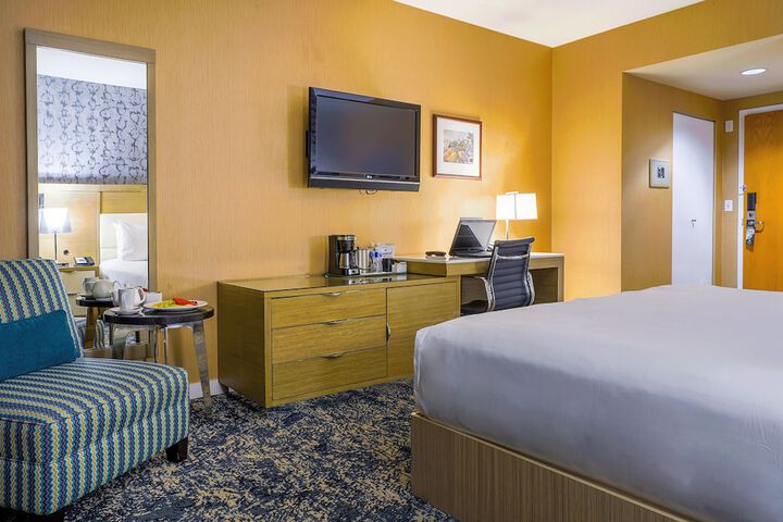Room 15 of 72