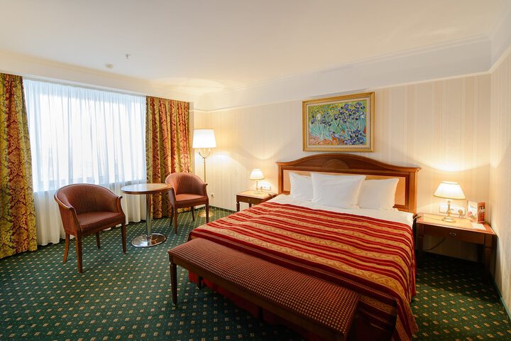 Room 4 of 47