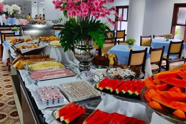 Dining 44 of 69