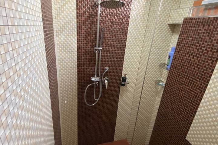 Room 57 of 109