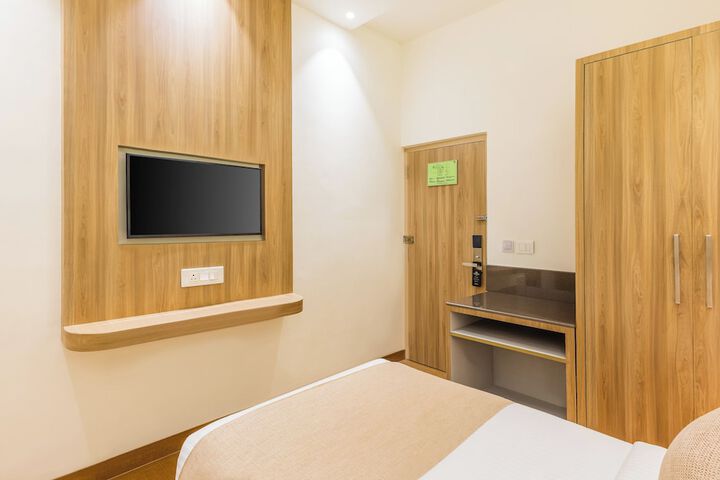 Room 7 of 43