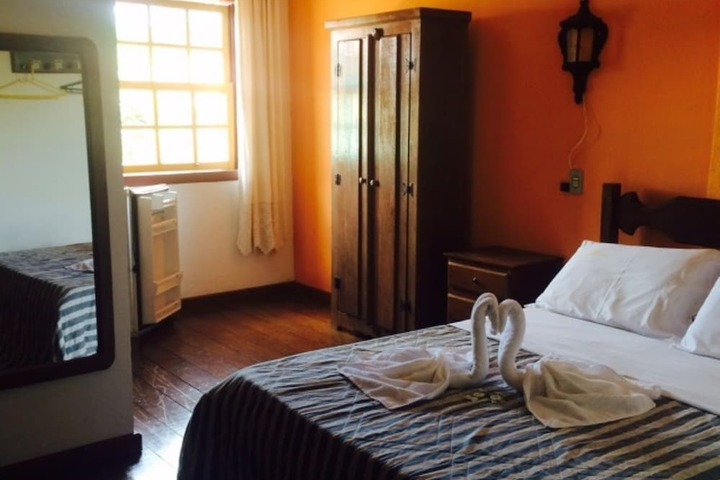 Room 3 of 56