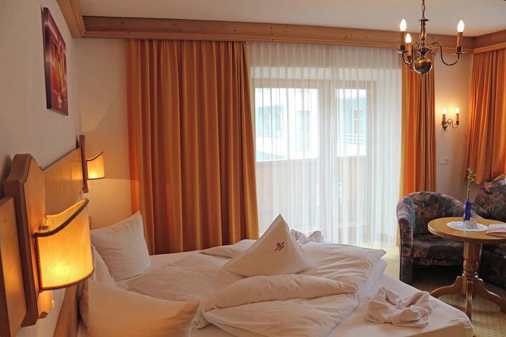 Room 7 of 85