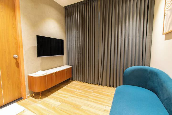 Room 27 of 45