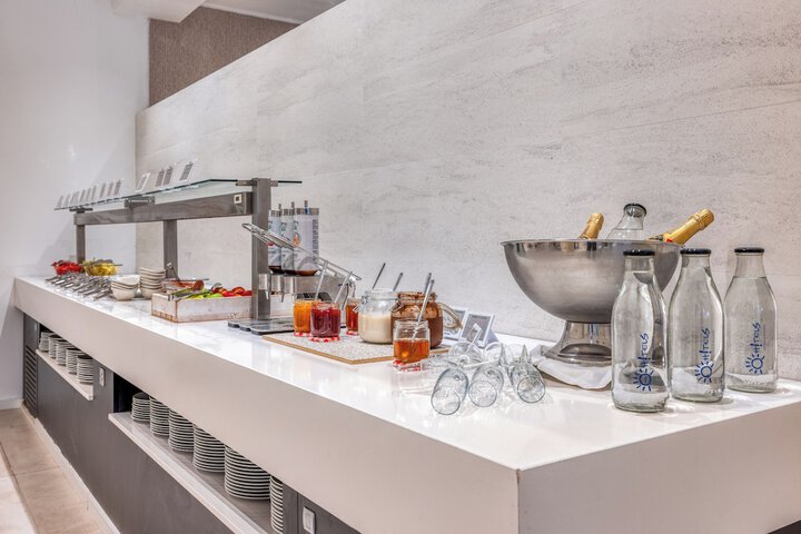 Dining Photos