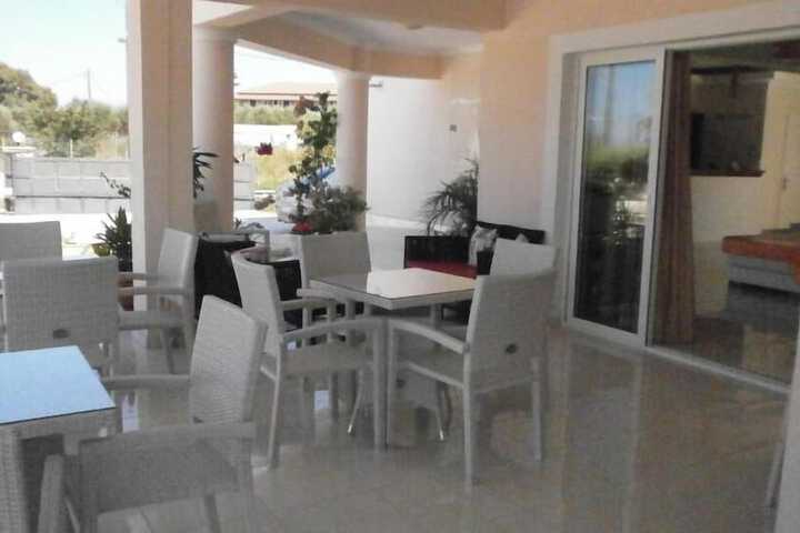 Terrace/Patio 37 of 70
