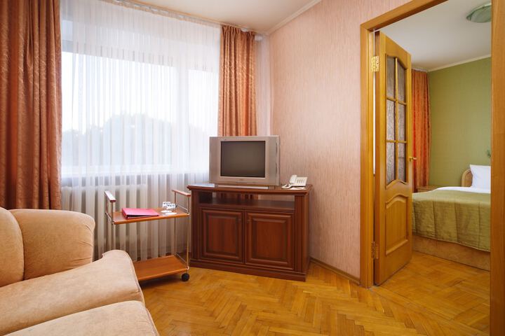 Room 15 of 42
