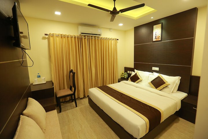 Room 12 of 43