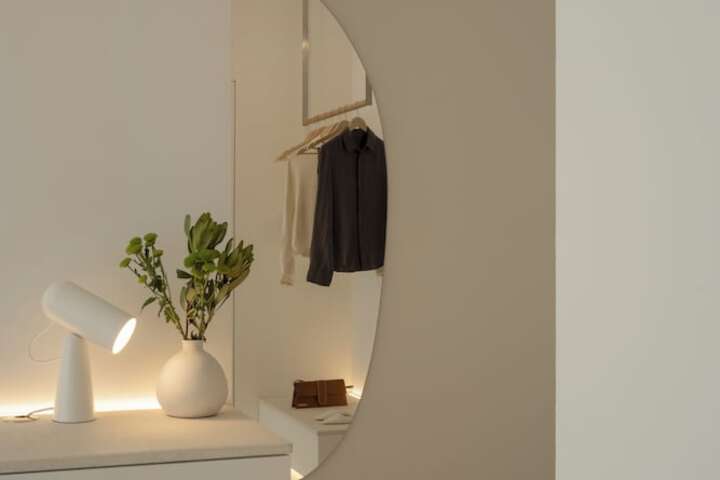 Room 15 of 38