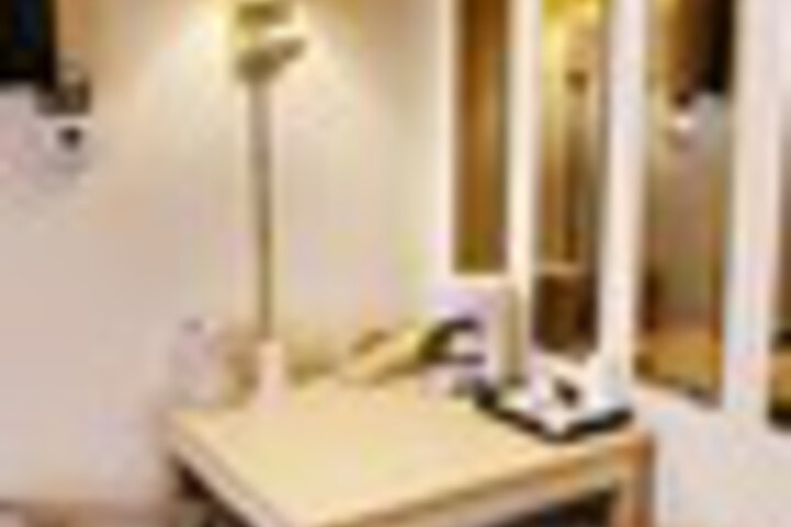 Room 20 of 120