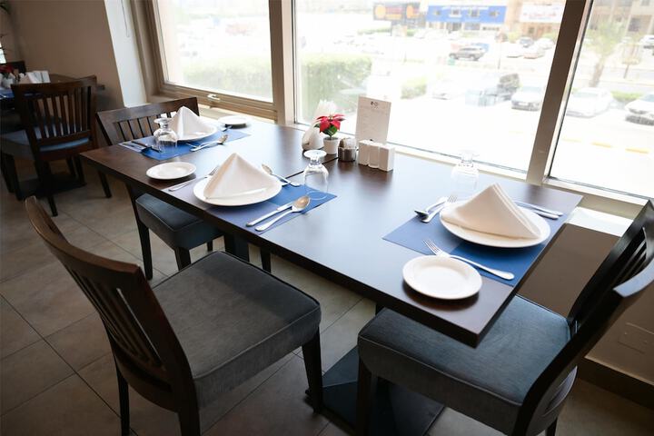 Dining 115 of 129