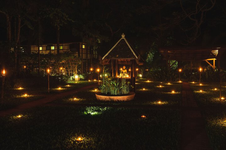 Hotel Exterior 116 of 154
