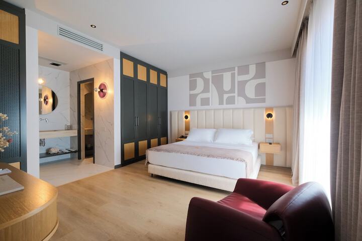 Room 36 of 109