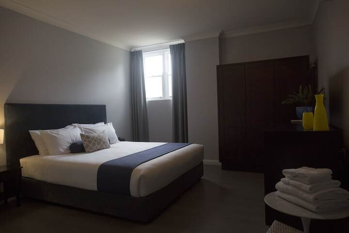 Room 19 of 34