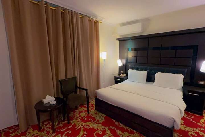 Room 29 of 99