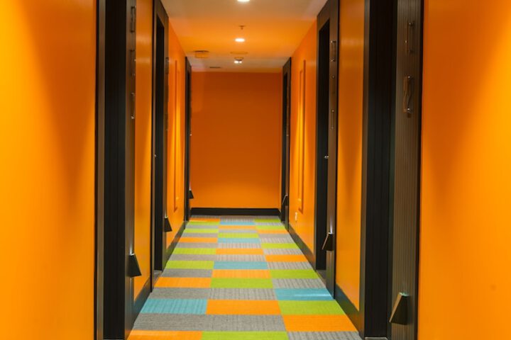 Ballroom/Hall 38 of 46