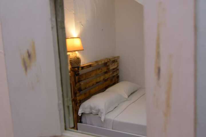 Room 9 of 54