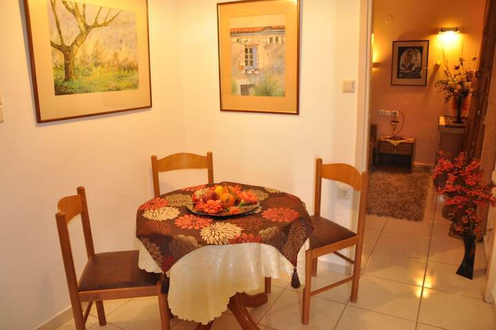 Room 8 of 45